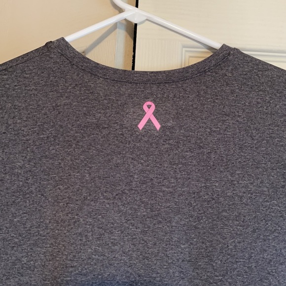 Under Armour Go Fight Cure Top Size S - Picture 2 of 5